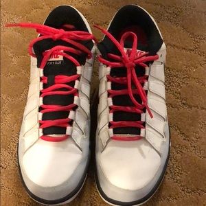 Nike tennis shoes